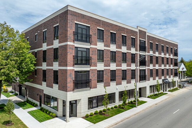 Aria in Skokie, IL - Building Photo - Building Photo