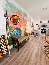514 Canton in San Antonio, TX - Building Photo - Building Photo