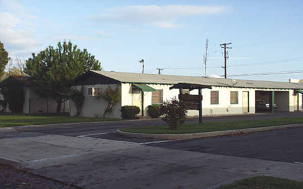 Traun Apartments in Madera, CA - Building Photo - Building Photo