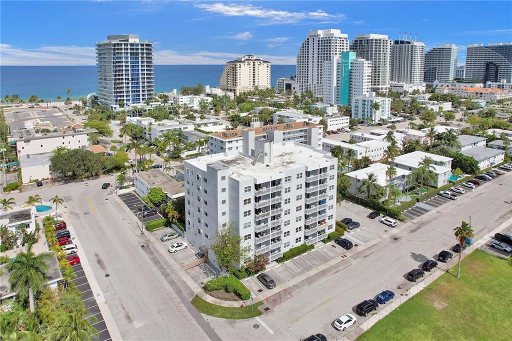 720 Orton Ave, Unit 404 in Fort Lauderdale, FL - Building Photo