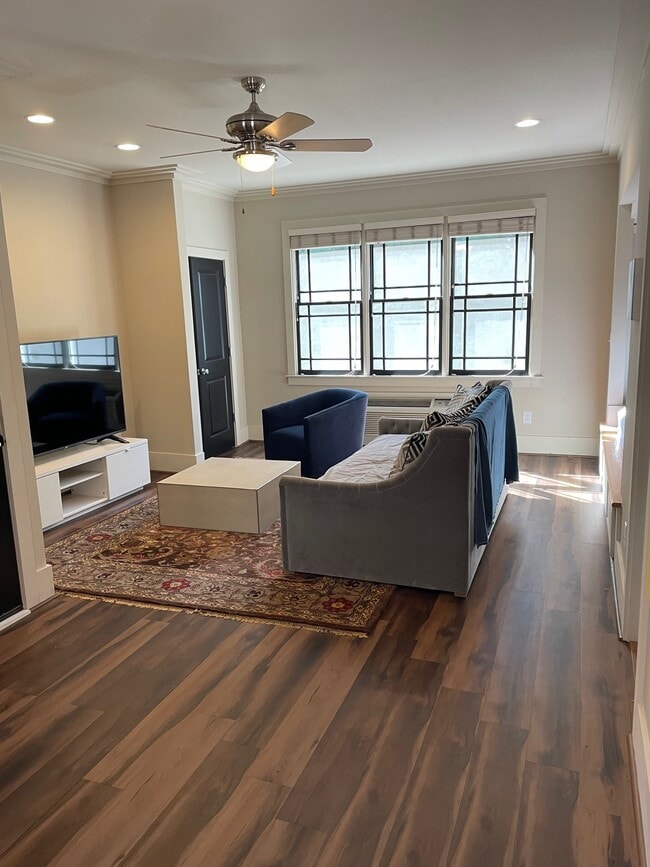 1867 Gordon Mnr NE, Unit Studio Apartment in Atlanta, GA - Building Photo - Building Photo