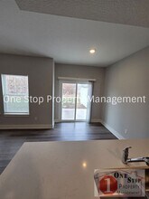 330 N 6th Terrace in Louisburg, KS - Building Photo - Building Photo