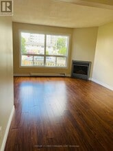 135 Belmont Dr in London, ON - Building Photo - Building Photo