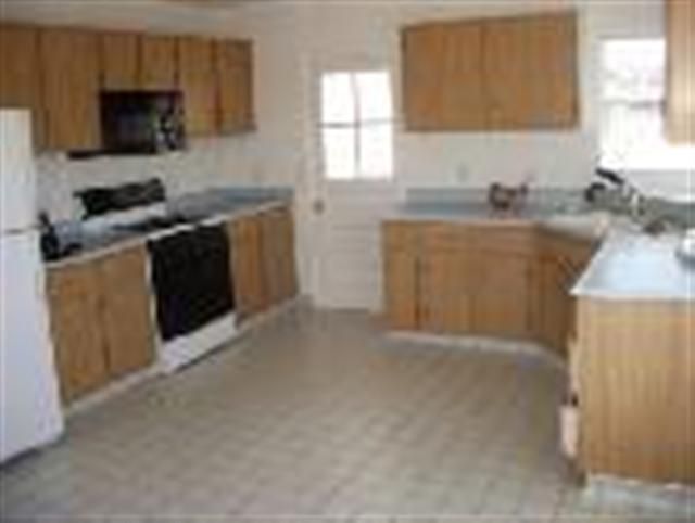 27385 Parkside Dr in Hayward, CA - Building Photo - Building Photo
