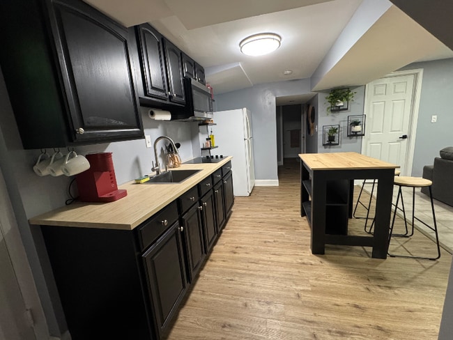 5006 Meadowbrook Dr in Camp Springs, MD - Building Photo - Building Photo