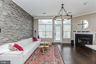 42753 Stadler Ln in Chantilly, VA - Building Photo - Building Photo
