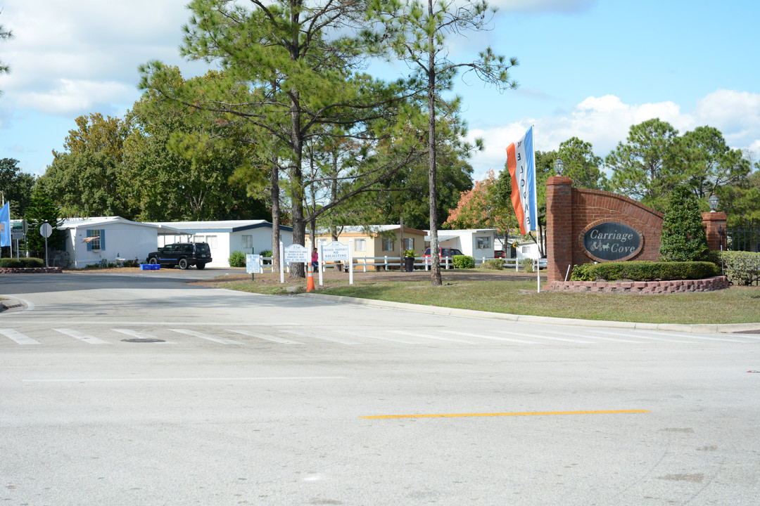 Carriage Cove in Sanford, FL - Building Photo