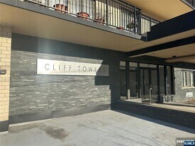 233 12th St, Unit 2B in Palisades Park, NJ - Building Photo