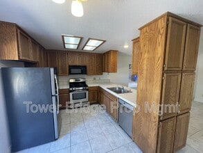 4305 Hartlepool Way in Antelope, CA - Building Photo - Building Photo