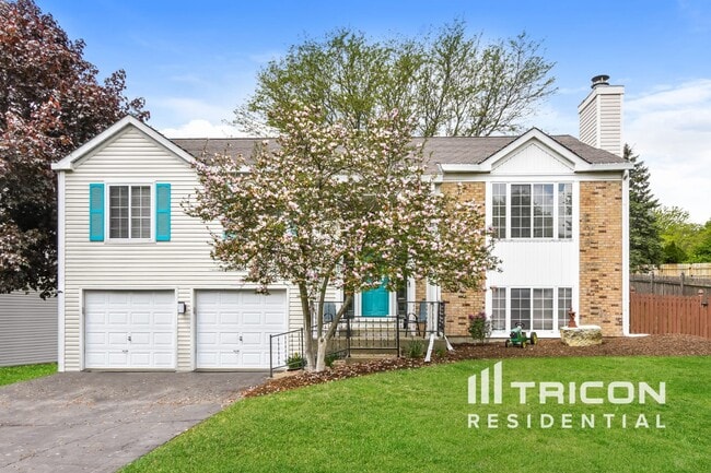 property at 310 Briarwood Ln