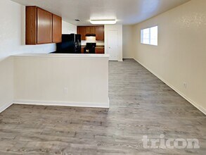 9939 Amber Breeze in San Antonio, TX - Building Photo - Building Photo