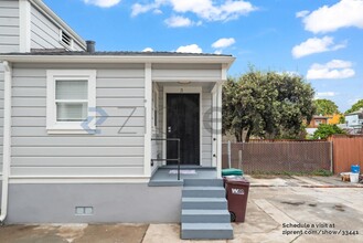 1912 Adeline St in Oakland, CA - Building Photo - Building Photo