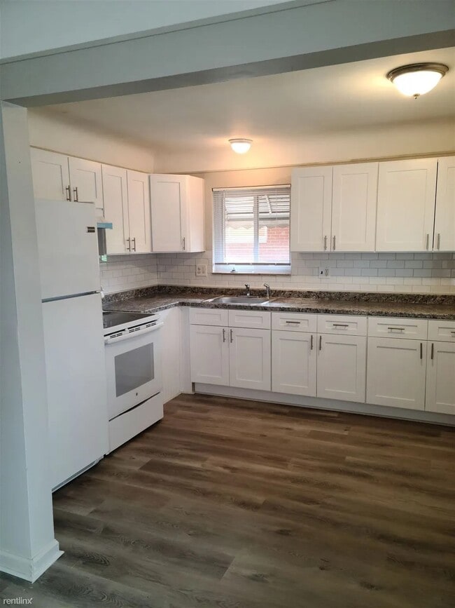 Hoover Street Apartments