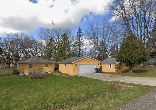 W4559 Eleanore Ln in Fond du Lac, WI - Building Photo - Building Photo
