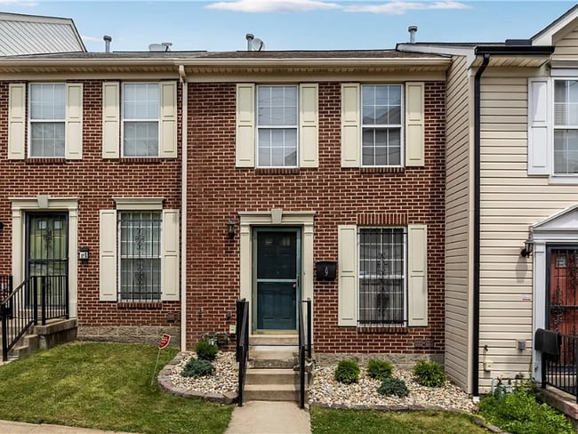 property at 9 Davenport St