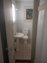 223-2B2 N Hollywood Ave in Daytona Beach, FL - Building Photo - Building Photo