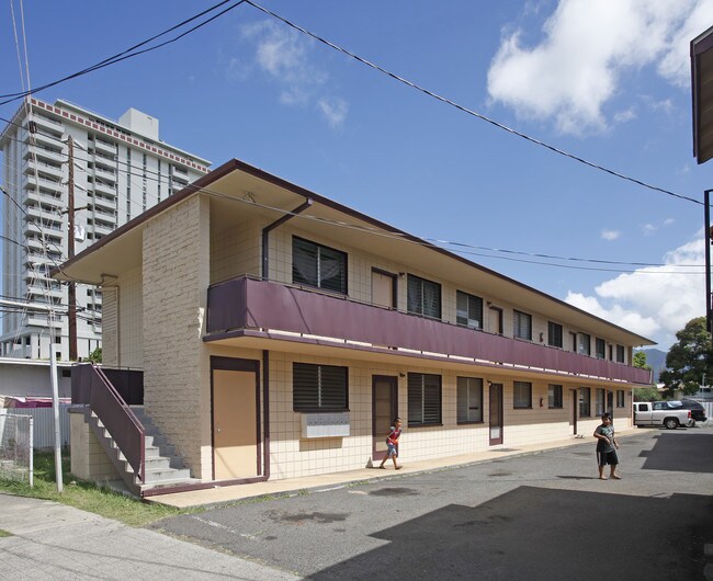 2340 Date St in Honolulu, HI - Building Photo - Building Photo