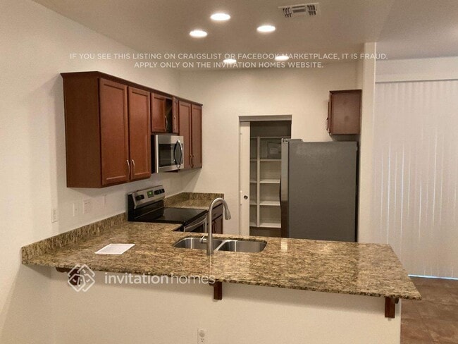 1413 S Moccasin Trail in Gilbert, AZ - Building Photo - Building Photo