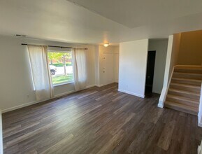 9283 E Nassau Ave in Denver, CO - Building Photo - Building Photo