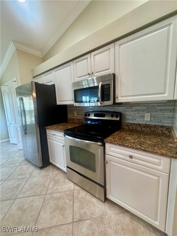 20000 Barletta Ln in Estero, FL - Building Photo - Building Photo