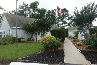 2265 Huntingdon Dr in Myrtle Beach, SC - Foto de edificio - Building Photo