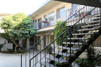 3730 Dufresne Court in Los Angeles, CA - Building Photo - Building Photo