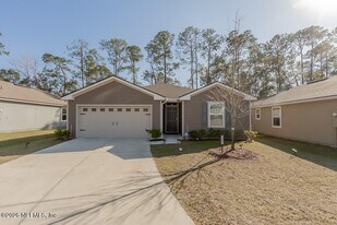 2290 Willow Springs Dr in Green Cove Springs, FL - Building Photo
