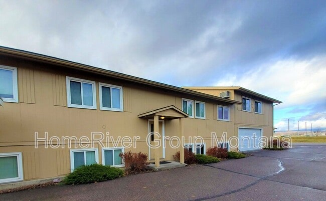 property at 911 Pattee Creek Dr