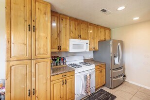 561 Westridge Dr in Saint George, UT - Building Photo