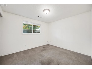 6060 SW 170th Ave in Beaverton, OR - Building Photo - Building Photo