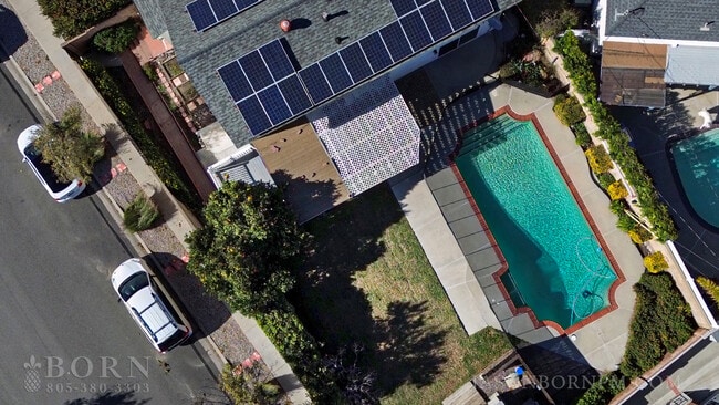 2036 Brentwood St in Simi Valley, CA - Building Photo - Building Photo