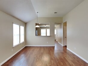 3930 Hawthorn Glen Ct in Fresno, TX - Building Photo - Building Photo