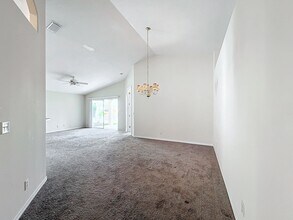 2250 Chinaberry Cir SE in Palm Bay, FL - Building Photo - Building Photo
