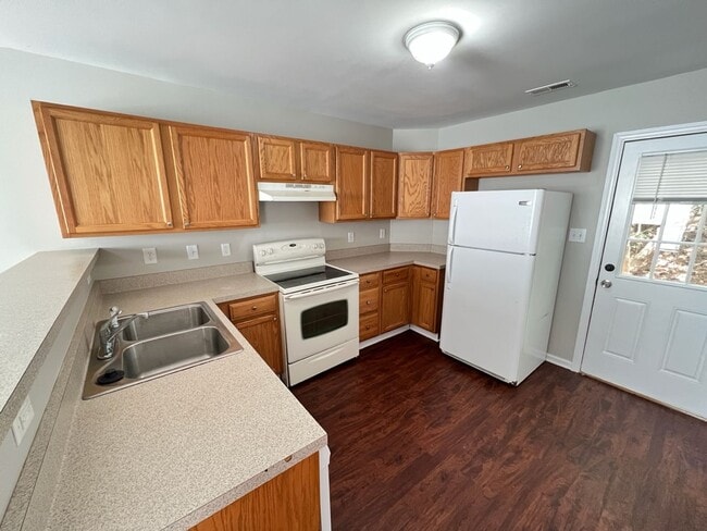 2805 Herndon Village Way in Raleigh, NC - Building Photo - Building Photo