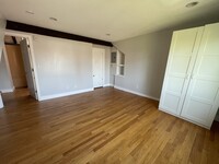 61 Pinckney St, Unit 4 in Boston, MA - Building Photo - Building Photo