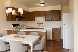 1357 N 17th St in Laramie, WY - Building Photo - Building Photo