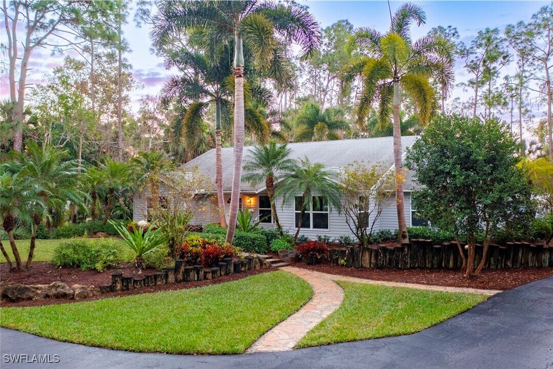 3430 27th Ave SW in Naples, FL - Building Photo