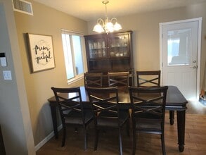 8704 Rough Rider Rd NE in Albuquerque, NM - Building Photo - Building Photo