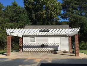 Beacon Ridge Apartments in Enterprise, AL - Foto de edificio - Building Photo