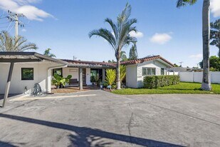 2601 NE 8th Ct in Pompano Beach, FL - Building Photo