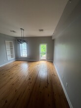 11779 Somerset Ave, Unit 302 in Princess Anne, MD - Building Photo - Building Photo