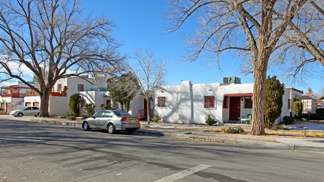 401 12th St SW in Albuquerque, NM - Building Photo - Building Photo