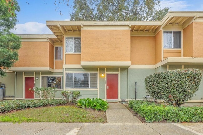 property at 1574 Drake Dr