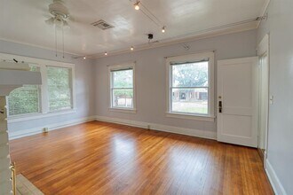 3221 Austin St in Houston, TX - Building Photo - Building Photo