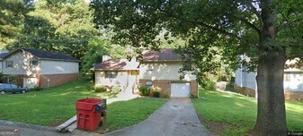 6941 Vesta Brook Dr in Morrow, GA - Building Photo