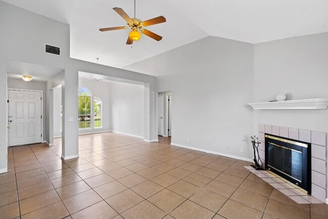 604 Maplecreek Dr in Leander, TX - Building Photo - Building Photo
