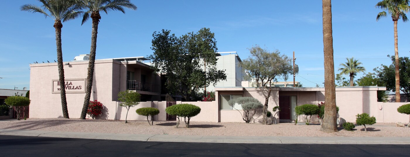 Bella Villas Apartments in Scottsdale, AZ - Foto de edificio
