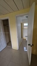 5745 Garfield St in Hollywood, FL - Building Photo - Building Photo