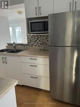 61 Adelaide St S in Kawartha Lakes, ON - Building Photo - Building Photo