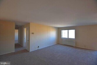 4313 Knox Rd in College Park, MD - Building Photo - Building Photo